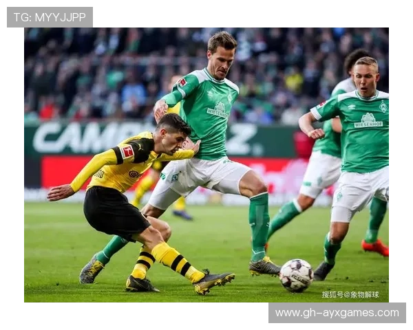 德甲多特中场眼前一亮，长传反击完成破门